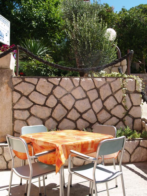 Apartments Banic Barbat na Rabu المظهر الخارجي الصورة
